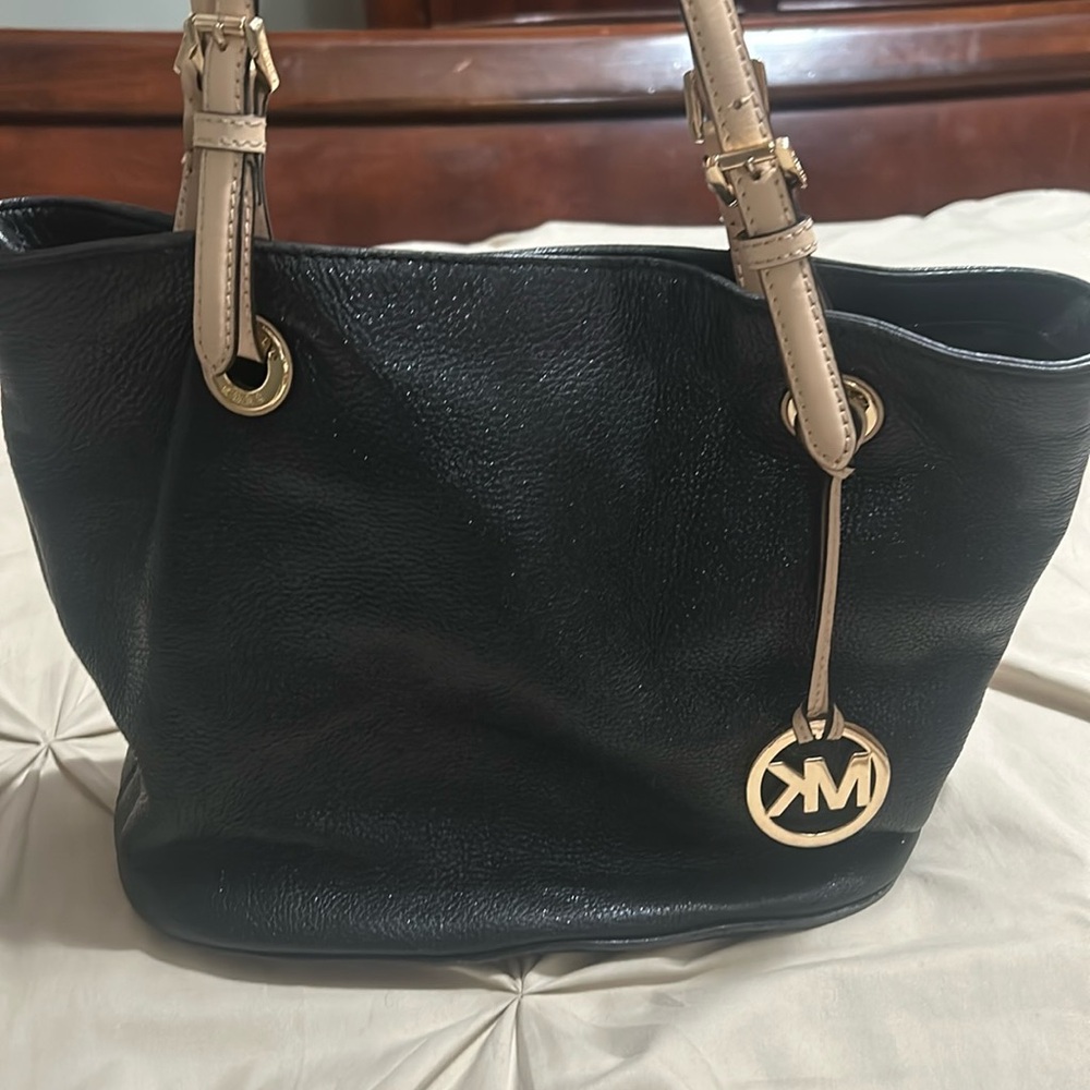 Black Bag Michael Kors
